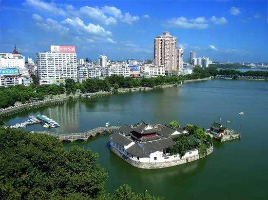 九江經(jīng)開(kāi)區(qū)聚焦高端裝備制造、新材料新能源結(jié)碩果