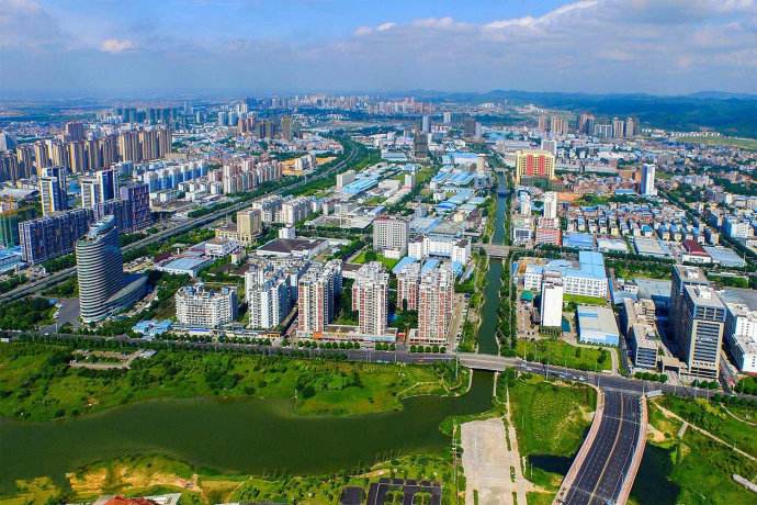 南寧高新區(qū)2019年年度工作會(huì)議召開(kāi) 立志把高新區(qū)打造成全國(guó)一流高新園區(qū)